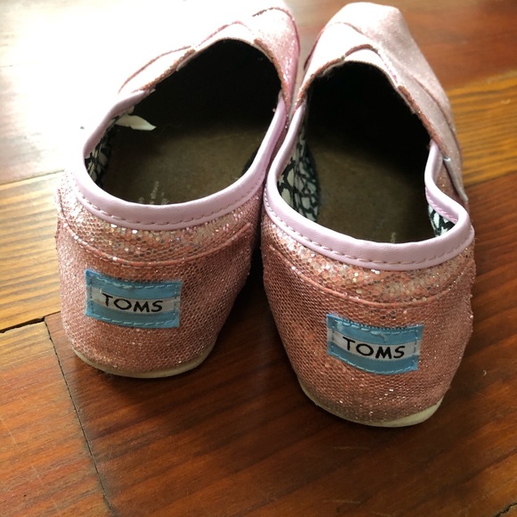 Pink sparkly Toms - Picture 3 of 4